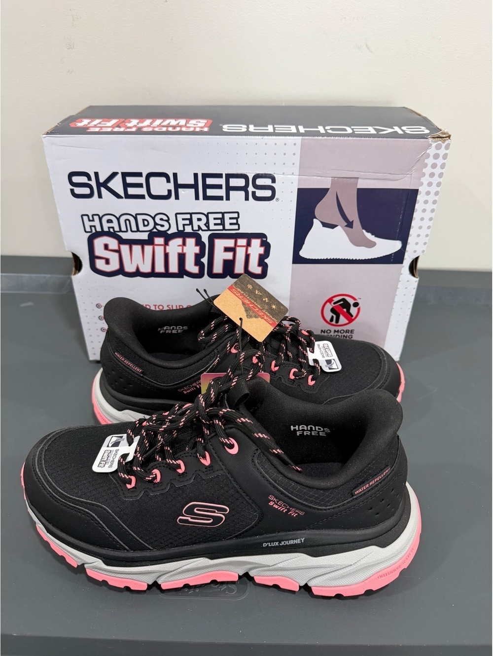 Skechers Hands Free Swift Fit Women's Hiking Shoes Black/Pink Size 8.5